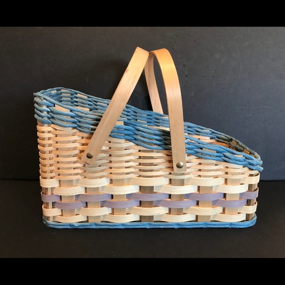 Handcrafted SILVER DOLLAR CITY Split Wood Double Handle Basket 14”x6”x8” Signed. - Picture 2 of 9